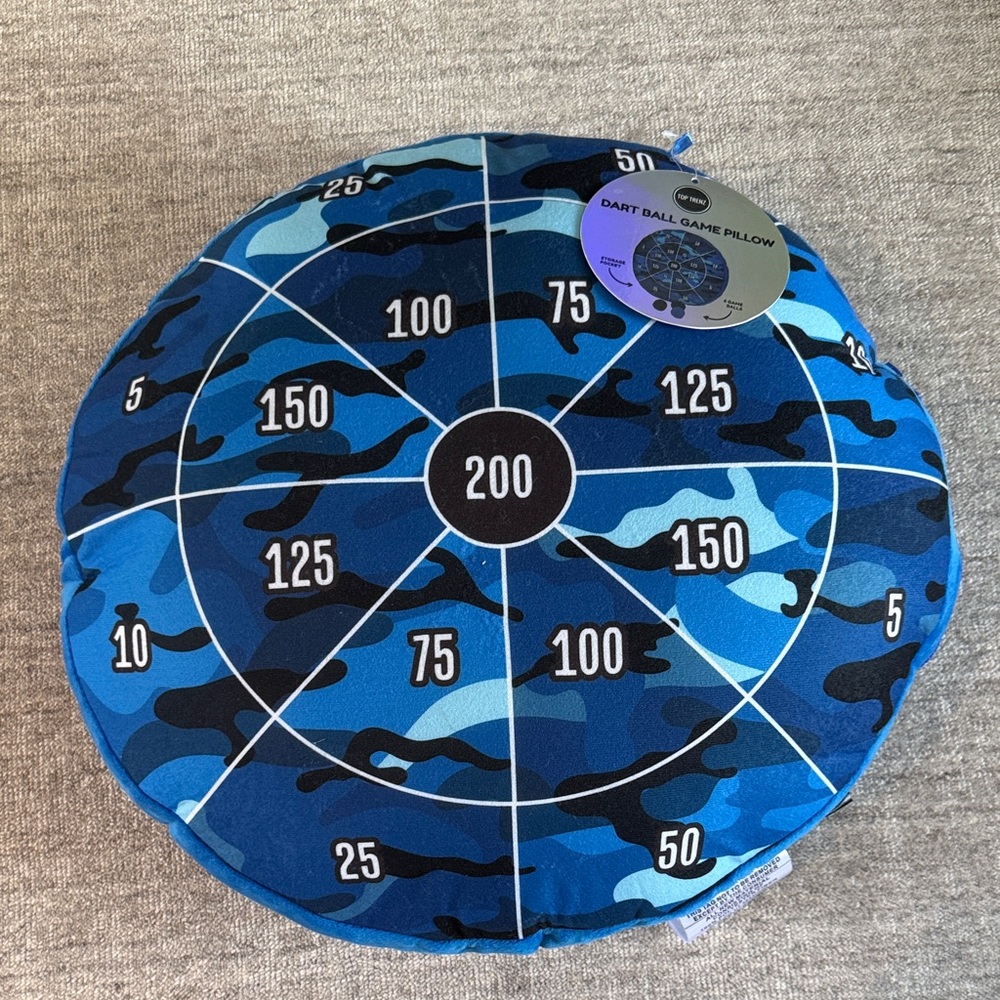 Top Trenz NWT Blue Camouflage Dart Ball Game Pillow with 6 Balls